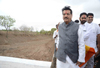 CHIEF MINISTER PRITHVIRAJ CHAVAN & MINISTER DR.NITIN RAUT LAUNCHED RAIN WATER HARVESTING AT SATARA GONDAWALE MAAN TALUKA.