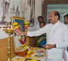 Maharashtra State Congress Paying Tribute to Father of the Nation Mahatma Gandhi on his Death Anniversary at Tilak Bhavan Dadar. Maharashtra State Congress Paying Tribute to Father of the Nation Mahatma Gandhi on his Death Anniversary at Tilak Bhavan Dadar.