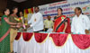 MLA Chandrakant Handore Felicitated Students at Chembur.