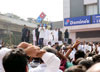 All India Congress Vice President Rahul Gandhi at Bhiwandi Court on his way to airport he met People in Queue outside Banks & ATM at Vakola SBI & Canara Bank.