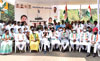 MPCC & MRCC Congress Party Leaders Silent Protest at Foot Of Gandhi Statue Near Mantralaya.
