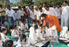 Education Minister Vinod Tawade & MP.Poonam Mahajan During Drawing Competition at City Park BKC Bandra. Education Minister Vinod Tawade & MP.Poonam Mahajan During Drawing Competition at City Park BKC Bandra.