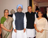 PRIME MINISTER MANMOHAN SINGH & GOVERNOR K.SANKARNARAYANAN AT RAJBHAVAN. PRIME MINISTER MANMOHAN SINGH & GOVERNOR K.SANKARNARAYANAN AT RAJBHAVAN.