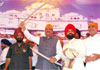 CHEIF MINISTER PRITHVIRAJ CHAVAN & MUMBAI CONGRESS PRESIDENT KRIPASHANKAR SINGH IN PUNJABI COMMUNITY BAISAKHI CELEBRATION AT GHATKOPAR.