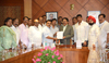 Mumbai Congress President Sanjay Nirupam with Delegation meets Governor Dr.Vidyasagar Rao at Raj Bhavan.