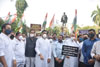 Congress Party MPCC/MRCC Leaders Protest near Gandhi Statue at Mantralaya on*Preventing Rahul Gandhi and Priyanka Gandhi from going to Hathras is an act of oppression by the UP Govt: