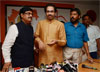 SHIVSENA WORKING PRESIDENT UDHAV THAKRE - RPI PRESIDENT RAMDAS ATHAWLE & BJP LEADER GOPINATH MUNDE ON PRESS CONFERENCE AT SHIVSENA BHAVAN. SHIVSENA WORKING PRESIDENT UDHAV THAKRE - RPI PRESIDENT RAMDAS ATHAWLE & BJP LEADER GOPINATH MUNDE ON PRESS CONFERENCE AT SHIVSENA BHAVAN.