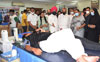 Minister Yashomati Thakur visit Blood Donation Camp at MRCC organised on occasion of Rahulji Gandhi Birthday. Minister Yashomati Thakur visit Blood Donation Camp at MRCC organised on occasion of Rahulji Gandhi Birthday.
