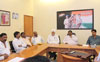 MRCC President Janardan Chandurkar During Party Worker's Meeting at Rajiv Gandhi Bhavan. MRCC President Janardan Chandurkar During Party Worker's Meeting at Rajiv Gandhi Bhavan.