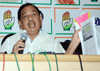 Press Conference of Senior Congress Leader Narayanrao Rane at Gandhi Bhavan.