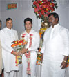 MUMBAI CONGRESS PRESIDENT KRIPASHANKAR SINGH ATTENDS EX.MIN.& MLA. CHANDRAKANT HANDORE'S DAUGHTER WEDDING.