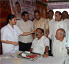 MP.EKNATH GAIKWAD & MLA.KALIDAS KOLAMBKAR IN FREE EYE CHECK UP & SPECTACLES (CHASMA) CAMP AT DADAR.