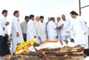 TRIBUTE TO UNION MINISTER & EX.CHIEF MINISTER VILASRAO DESHMUKH ON HIS FUNERAL AT LATUR. TRIBUTE TO UNION MINISTER & EX.CHIEF MINISTER VILASRAO DESHMUKH ON HIS FUNERAL AT LATUR.