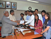 NSUI PRESIDENT SUIRAJSINGH THAKUR DELEGATION MET VICE CHANCELLOR DR.RAJAN VELUKAR AT KALINA UNIVERSITY MUMBAI.