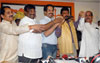 SENA BJP RPI LEADERS AT SENA BHAVAN . SENA BJP RPI LEADERS AT SENA BHAVAN .